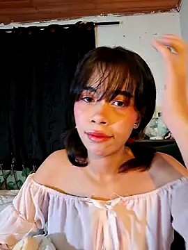 Snapshot of dolliette24 chatting on 07.25.26 dolliette24 online show from 07.25.26