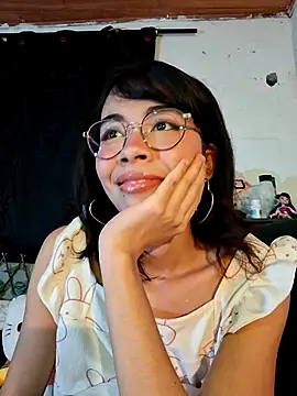Snapshot of dolliette24 chatting on 07.26.26 dolliette24 online show from 07.26.26