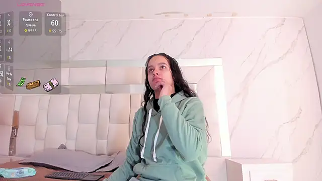 Snapshot of Maia_Park chatting on 02.28.26 Maia Park online show from 02.28.26