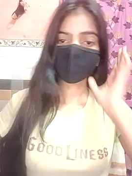 Snapshot of Queen_Pooja7 chatting on 09.09.25 Queen Pooja7 online show from 09.09.25