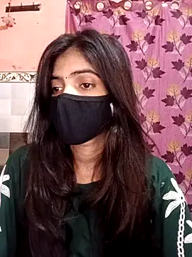 Snapshot of Queen_Pooja7 chatting on 09.20.25 Queen Pooja7 online show from 09.20.25