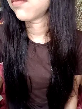 Snapshot of Queen_Pooja7 chatting on 10.05.25 Queen Pooja7 online show from 10.05.25