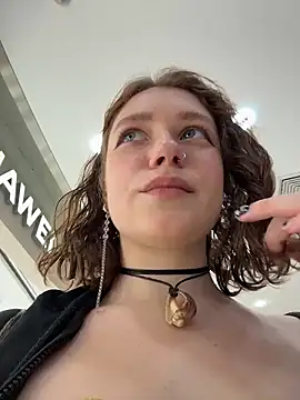 lucy-joy online show from 11.15.25