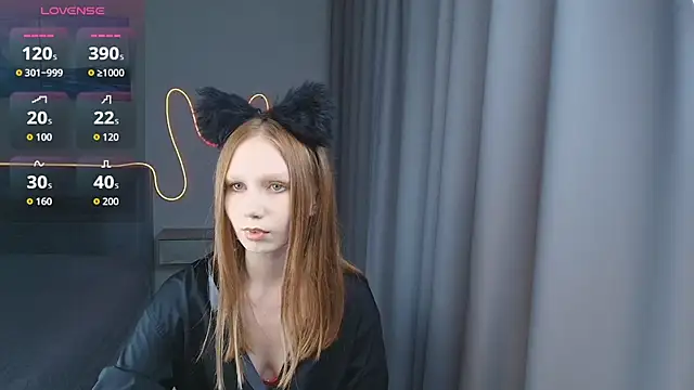 FoxyMira online show from 09.23.25