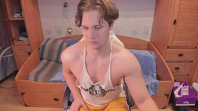 Snapshot of Dexter_Bennett chatting on 04.01.26 Dexter Bennett online show from 04.01.26