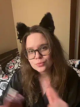 MariaMirabella online show from 10.31.25