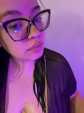 Emily Taylor2 online show from 10.18.25