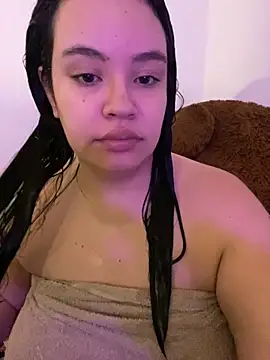 Emily Taylor2 online show from 11.26.25