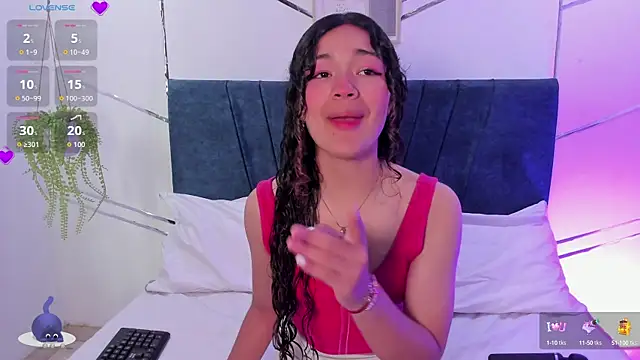 Snapshot of Camilla_Miller01 chatting on 09.16.25 Camilla Miller01 online show from 09.16.25