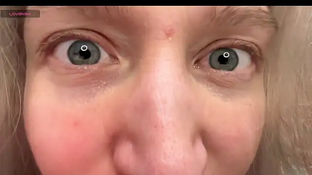 Snapshot of CitrusBlissss chatting on 11.06.25 CitrusBlissss online show from 11.06.25