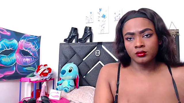 NatashaBella online show from 10.25.25