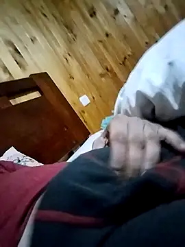 Snapshot of franfjgo chatting on 12.16.25 franfjgo online show from 12.16.25