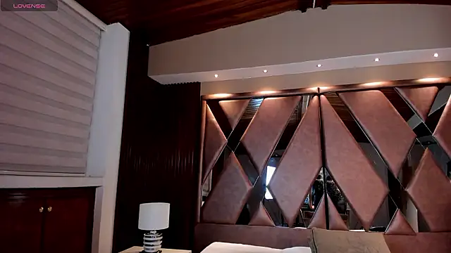 AidaJones online show from 02.10.26