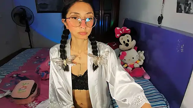 Snapshot of Anais_lux chatting on 07.01.26 Anais lux online show from 07.01.26