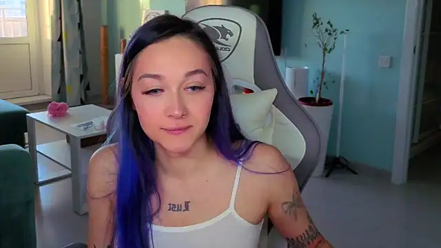 Snapshot of Im_suka chatting on 02.16.26 Im suka online show from 02.16.26