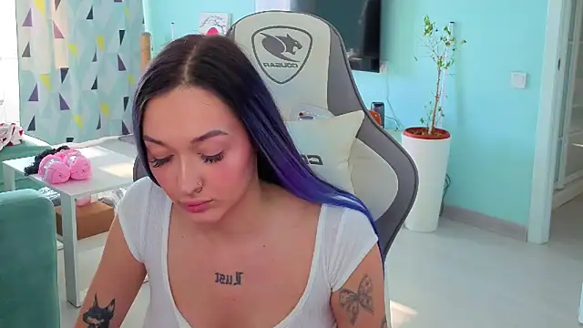 Snapshot of Im_suka chatting on 02.20.26 Im suka online show from 02.20.26