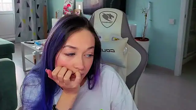 Snapshot of Im_suka chatting on 02.25.26 Im suka online show from 02.25.26