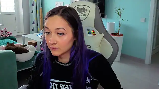 Im suka online show from 04.22.26