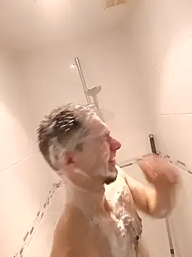 Snapshot of Wilsonn86 chatting on 11.29.25 Wilsonn86 online show from 11.29.25