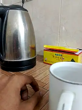 Saxyboy2002 online show from 11.24.25