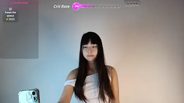 Snapshot of Ji_yen chatting on 11.14.25 Ji yen online show from 11.14.25