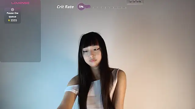 Snapshot of Ji_yen chatting on 11.14.25 Ji yen online show from 11.14.25