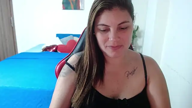 Secret Bella online show from 12.18.25