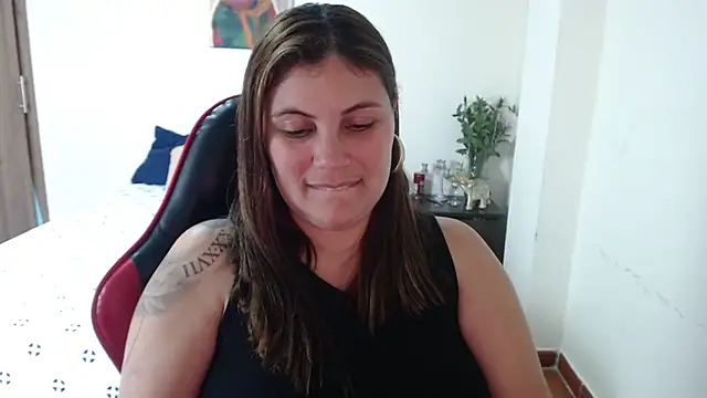 Secret Bella online show from 01.14.26