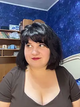 Snapshot of Big--tits chatting on 09.30.25 Big--tits online show from 09.30.25