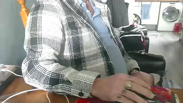 hefin18 online show from 01.26.25