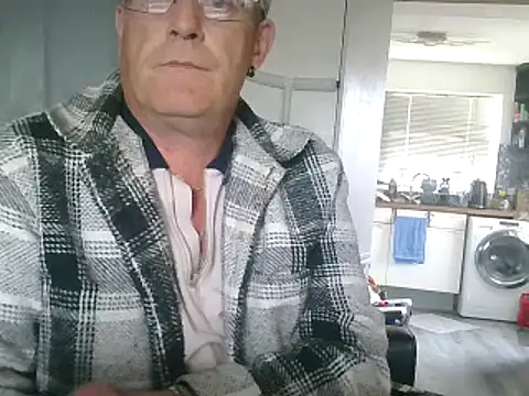 hefin18 online show from 02.10.25