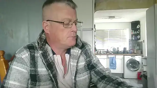 hefin18 online show from 02.17.25