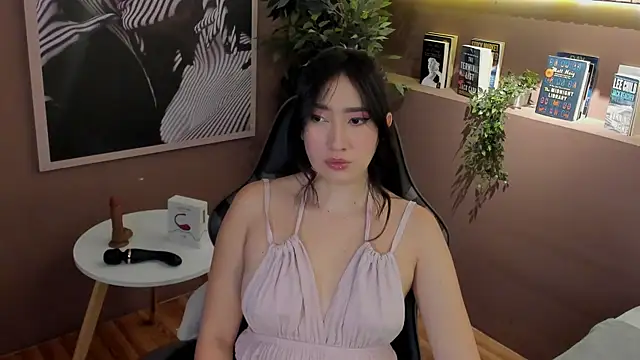 Skyyle  online show from 07.17.26