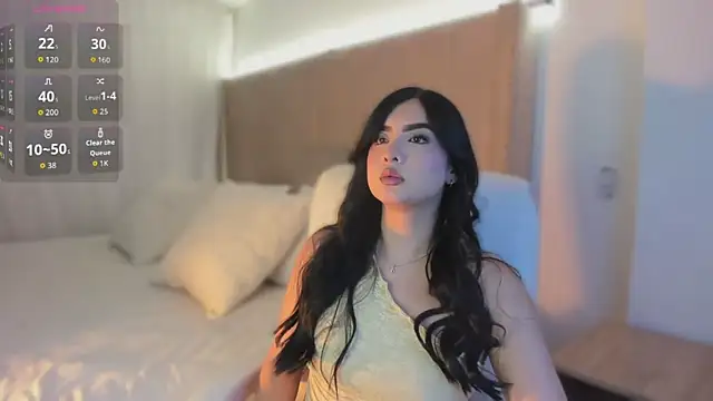 Snapshot of Sweety_Nicole_ chatting on 06.18.26 Sweety Nicole online show from 06.18.26