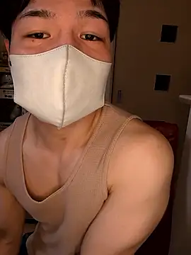 Snapshot of kqitooo chatting on 06.19.26 kqitooo online show from 06.19.26