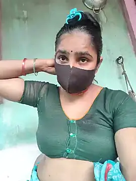 Snapshot of Falguni_Desai chatting on 07.23.26 Falguni Desai online show from 07.23.26