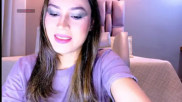 InnoocentLunaa online show from 01.12.26