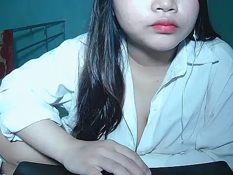 Lily3322 online show from 04.21.26