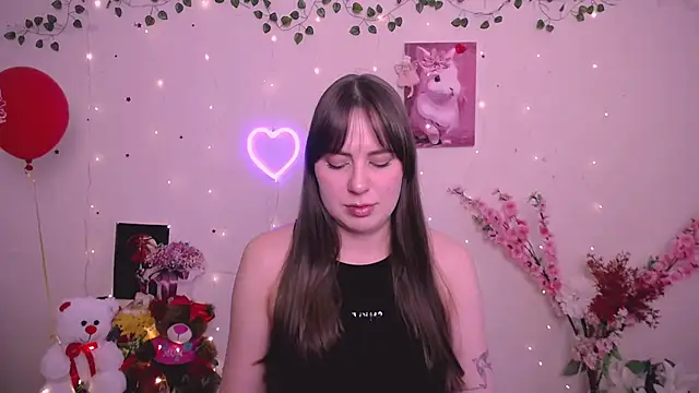 Amanda Bright  online show from 04.17.26