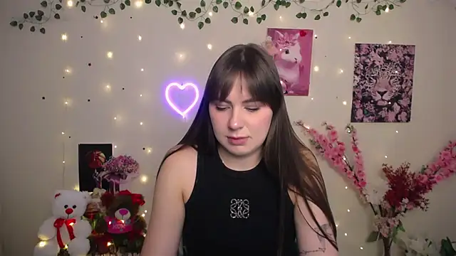 Amanda Bright  online show from 05.10.26