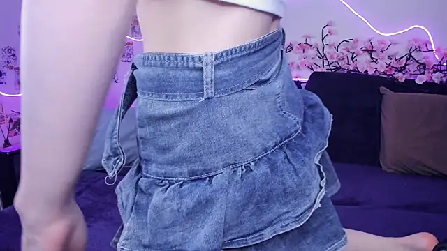 Megan--chan online show from 11.18.25