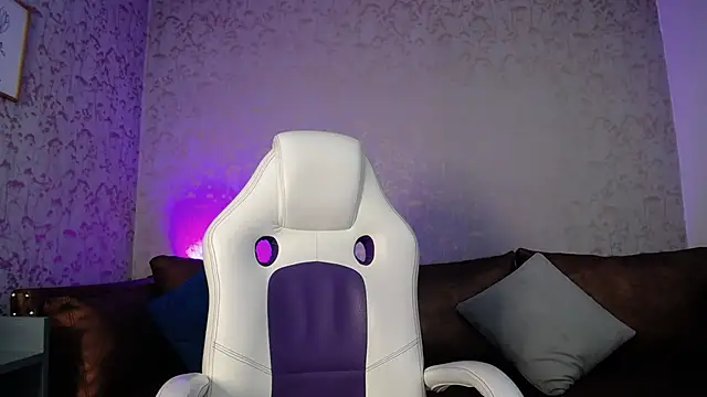 JuanKFit 45 online show from 04.10.26