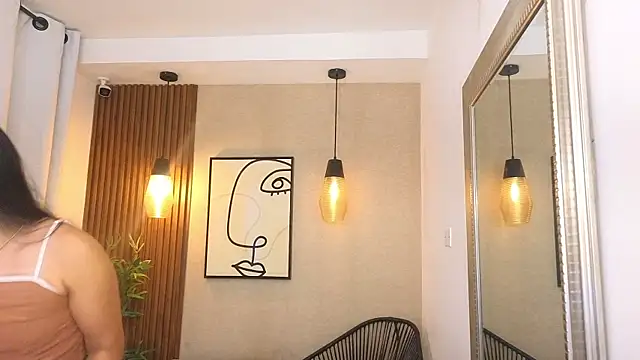 Lia Mar  online show from 10.20.25