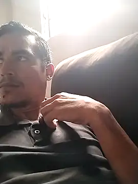 Snapshot of Boragozarvem chatting on 09.13.25 Boragozarvem online show from 09.13.25