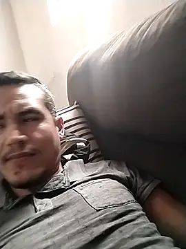 Snapshot of Boragozarvem chatting on 10.05.25 Boragozarvem online show from 10.05.25