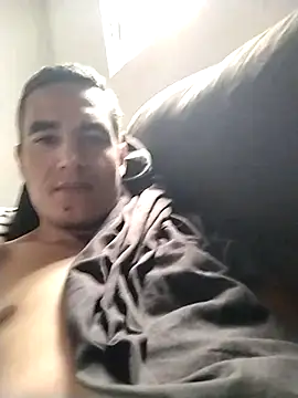 Snapshot of Boragozarvem chatting on 11.19.25 Boragozarvem online show from 11.19.25