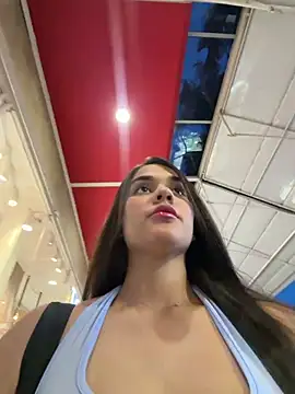 BellaLeclair online show from 04.08.26