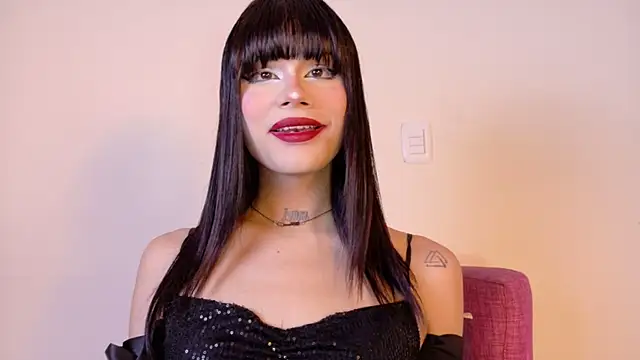 NATASHAA WINZ online show from 11.29.25