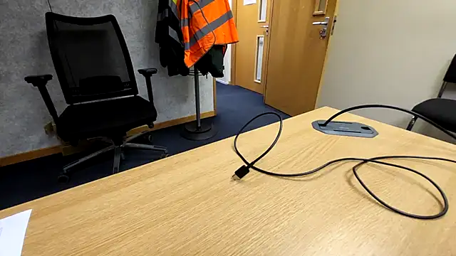 Snapshot of Oorse1966 chatting on 10.22.25 Oorse1966 online show from 10.22.25