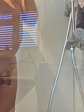 Snapshot of Oorse1966 chatting on 11.20.25 Oorse1966 online show from 11.20.25